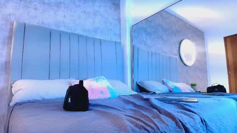 Snapshot of karla__ruiz chatting on 11-03-25, 07:04 Karla online show from 11-03-25, 07:04