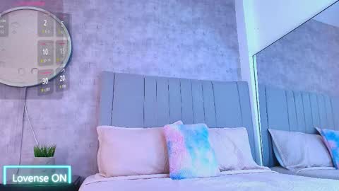 Snapshot of karla__ruiz chatting on 11-15-25, 07:43 Karla online show from 11-15-25, 07:43