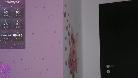 Andreea Fun it s my name online show from 07-08-26, 03:27