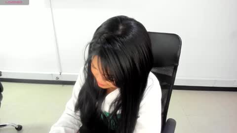 karla_cg online show from 10-31-25, 05:58