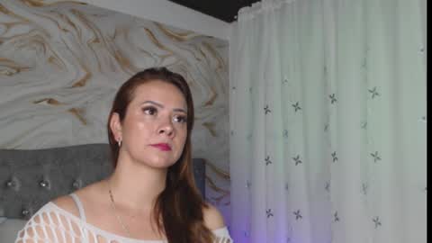 karla ferrer online show from 11-23-25, 01:22