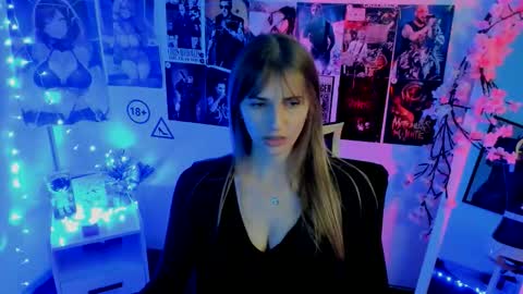 Karla online show from 11-19-25, 01:55