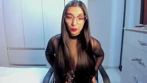 Karla  online show from 04-16-26, 10:49