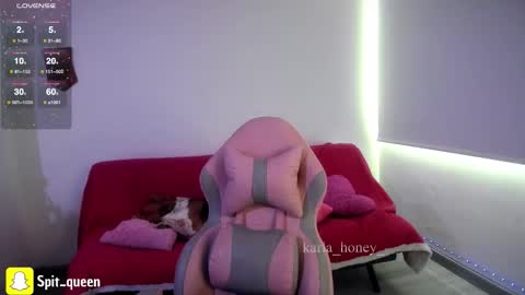 Snapshot of karla_honey_ chatting on 09-10-25, 06:19 Karla online show from 09-10-25, 06:19