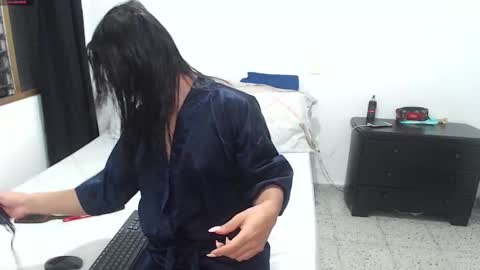 Miss Karla online show from 10-13-25, 12:54