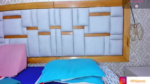 Snapshot of karla_wonderful chatting on 09-15-25, 07:14 karolina online show from 09-15-25, 07:14