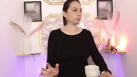 Karla online show from 02-06-26, 01:25