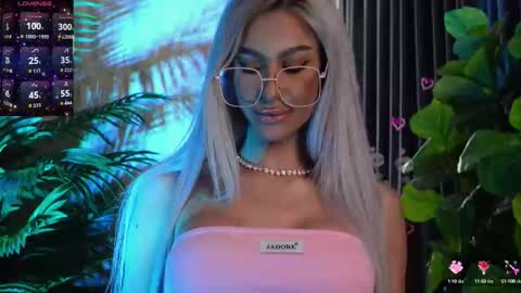 KarlaBart online show from 10-10-25, 07:46