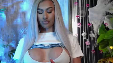 KarlaBart online show from 10-27-25, 08:13