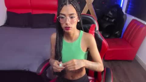 Snapshot of karlaslutskinny__ chatting on 05-03-26, 03:23 karlaslutskinny__ online show from 05-03-26, 03:23