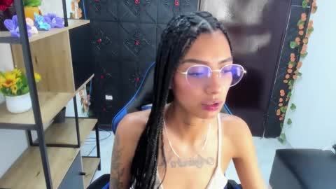 Snapshot of karlaslutskinny__ chatting on 05-06-26, 02:51 karlaslutskinny__ online show from 05-06-26, 02:51