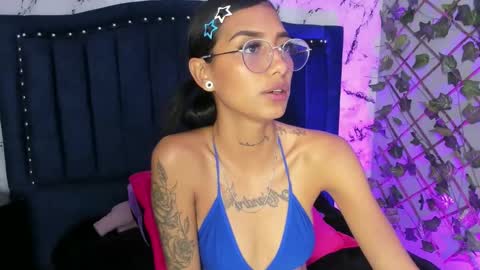 Snapshot of karlaslutskinny__ chatting on 05-27-26, 03:25 karlaslutskinny__ online show from 05-27-26, 03:25