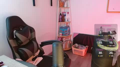 Snapshot of karlavittar chatting on 02-24-25, 10:58 karlavittar online show from 02-24-25, 10:58