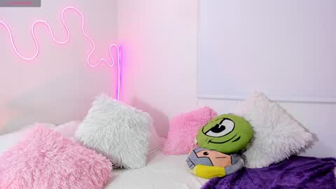 Karlyy  online show from 01-18-25, 08:52