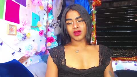 Snapshot of karly_coffe chatting on 01-10-25, 02:25 KARLY. online show from 01-10-25, 02:25