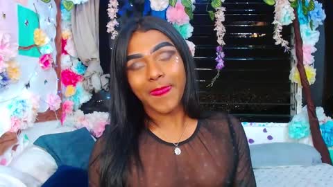 Snapshot of karly_coffe chatting on 03-05-25, 06:23 KARLY. online show from 03-05-25, 06:23