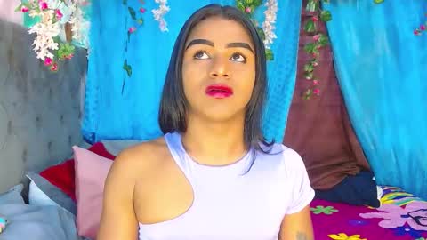 Snapshot of karly_coffe chatting on 09-20-25, 11:00 KARLY. online show from 09-20-25, 11:00