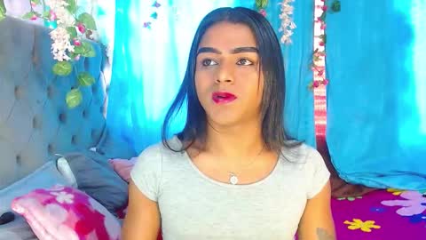 Snapshot of karly_coffe chatting on 10-02-25, 11:17 KARLY. online show from 10-02-25, 11:17