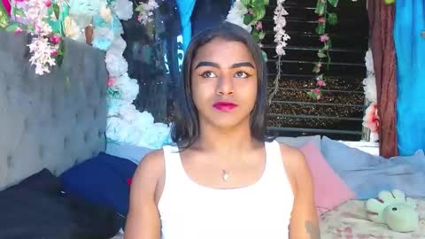 Snapshot of karly_coffe chatting on 10-11-25, 10:03 KARLY. online show from 10-11-25, 10:03