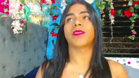 Snapshot of karly_coffe chatting on 10-13-25, 07:08 KARLY. online show from 10-13-25, 07:08