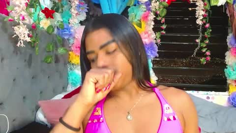 Snapshot of karly_coffe chatting on 10-19-25, 05:30 KARLY. online show from 10-19-25, 05:30