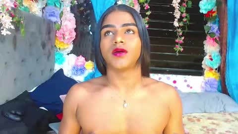 Snapshot of karly_coffe chatting on 10-26-25, 07:58 KARLY. online show from 10-26-25, 07:58