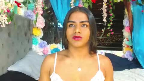 Snapshot of karly_coffe chatting on 11-02-25, 07:33 KARLY. online show from 11-02-25, 07:33