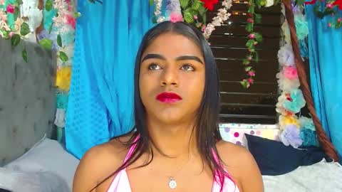 Snapshot of karly_coffe chatting on 11-09-25, 07:06 KARLY. online show from 11-09-25, 07:06