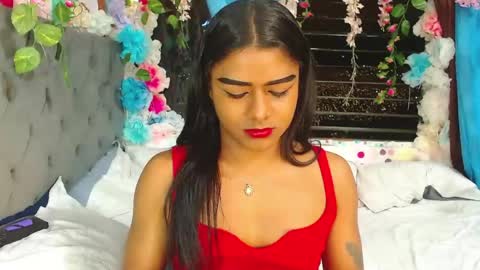 Snapshot of karly_coffe chatting on 04-28-26, 09:25 KARLY. online show from 04-28-26, 09:25
