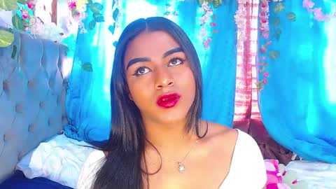 Snapshot of karly_coffe chatting on 04-30-26, 11:49 KARLY. online show from 04-30-26, 11:49