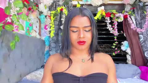 Snapshot of karly_coffe chatting on 05-28-26, 09:17 KARLY. online show from 05-28-26, 09:17