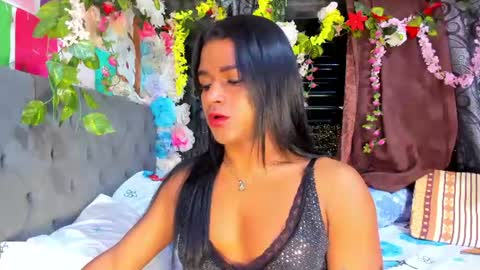 Snapshot of karly_coffe chatting on 06-17-26, 09:34 KARLY. online show from 06-17-26, 09:34