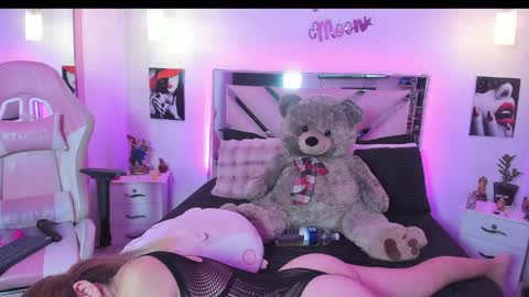 Karly Moonns online show from 04-20-26, 10:55