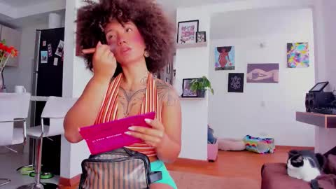 Snapshot of karlye_5 chatting on 03-09-26, 03:49 Karlye online show from 03-09-26, 03:49