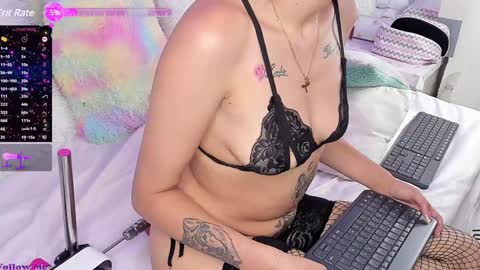 Karol online show from 01-02-25, 06:01