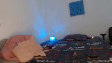 karol_colombia77 online show from 10-22-25, 02:34