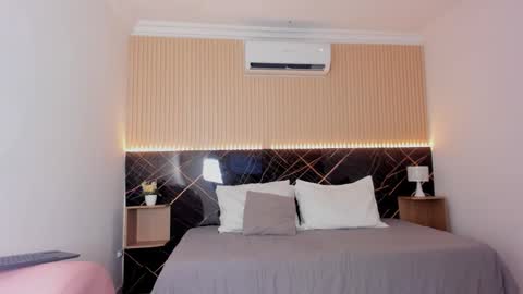 Snapshot of karol_cortes chatting on 10-31-25, 03:02 karol_cortes online show from 10-31-25, 03:02