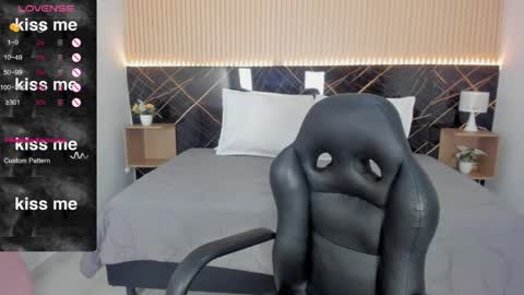 karol_cortes online show from 05-06-26, 12:43
