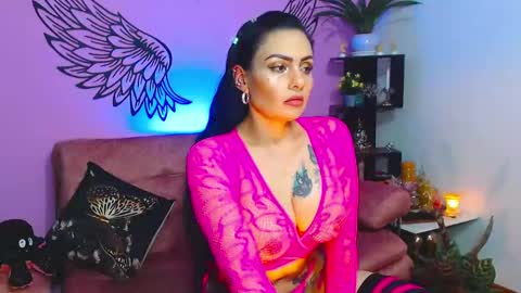Snapshot of karol_kennedy chatting on 03-03-25, 06:26 Karol Kenedy online show from 03-03-25, 06:26