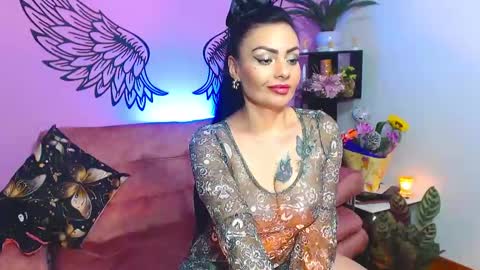 Snapshot of karol_kennedy chatting on 03-10-25, 05:43 Karol Kenedy online show from 03-10-25, 05:43