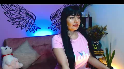 Snapshot of karol_kennedy chatting on 09-26-25, 07:01 Karol Kenedy online show from 09-26-25, 07:01