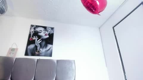 Snapshot of karol_wish chatting on 04-27-26, 04:10 karol_wish online show from 04-27-26, 04:10