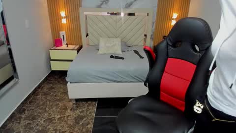 Karol and Luna online show from 02-11-26, 07:41