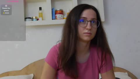 Snapshot of karoldolly chatting on 04-11-26, 02:21 KarolDolly online show from 04-11-26, 02:21