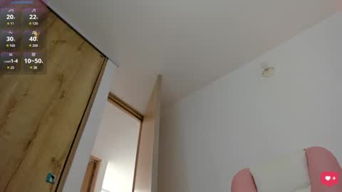 karolina_evans online show from 10-05-25, 12:25