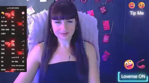 Caroline online show from 11-20-25, 07:41