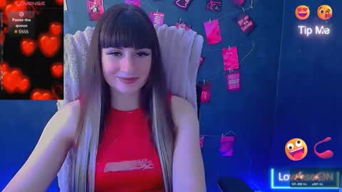Snapshot of karolina_mia chatting on 05-21-26, 05:53 Caroline online show from 05-21-26, 05:53