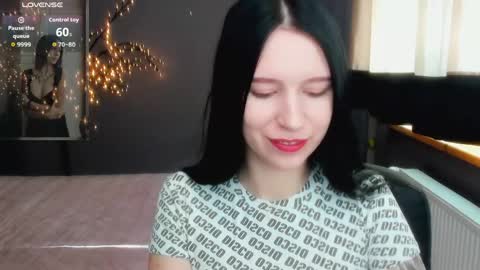 Snapshot of karolinablack chatting on 04-25-26, 05:21 Karolina online show from 04-25-26, 05:21