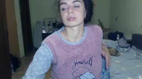 Mila online show from 12-12-24, 07:48