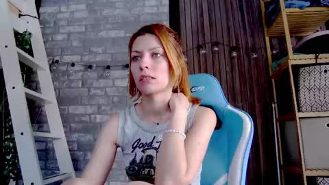 karoline121 online show from 02-18-25, 11:00